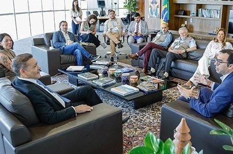 Presidente do TSE recebe Missão de Observação Eleitoral do Parlasul
