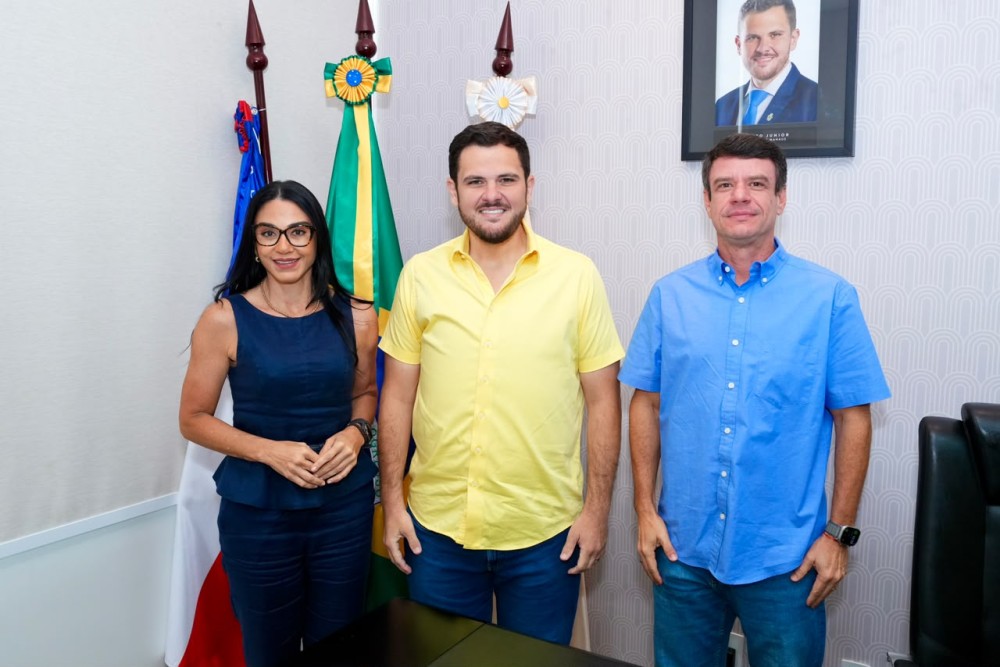 Renato Junior nomeia Shádia Fraxe para a Saúde e major Renan Libório para a Casa Militar de Manaus
